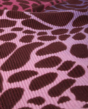 وشاح بطيات بنقشة جلد حيوانات