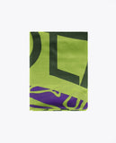 وشاح مزين بشعار الماركة كبير ونقشة جلد حيوانات