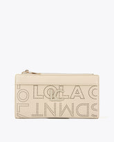 محفظة كبيرة بتفاصيل مخرمة