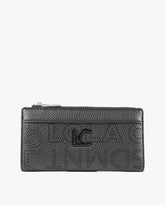 محفظة كبيرة بتفاصيل مخرمة