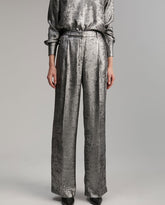 بنطال بقصة مستقيمة الساق لامعة