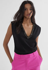 MS2415028-Black-T-shirt with rhinestone neckline