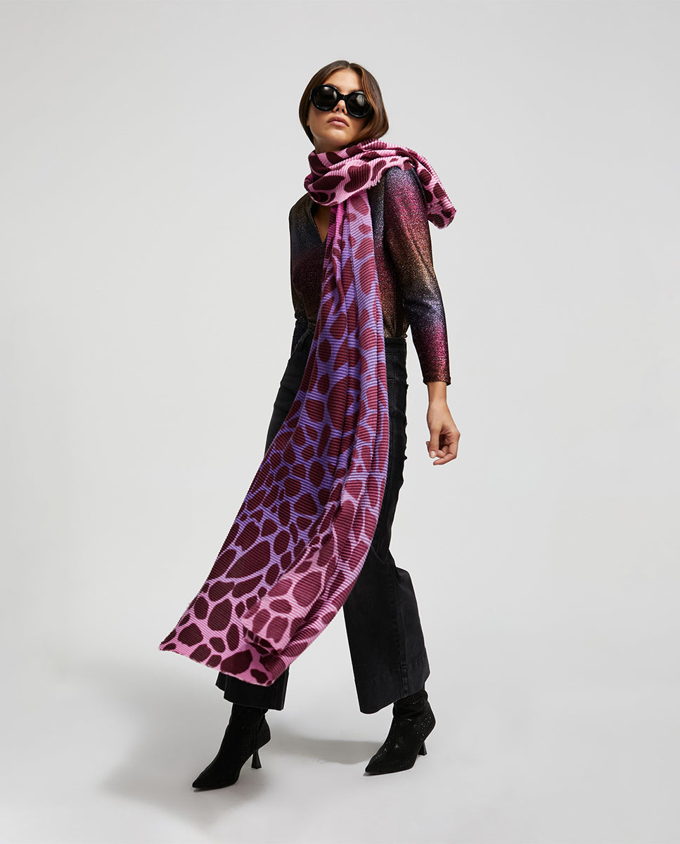 Pleated animal print scarf