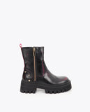 Boot with Gradient Effect and Metallic Details