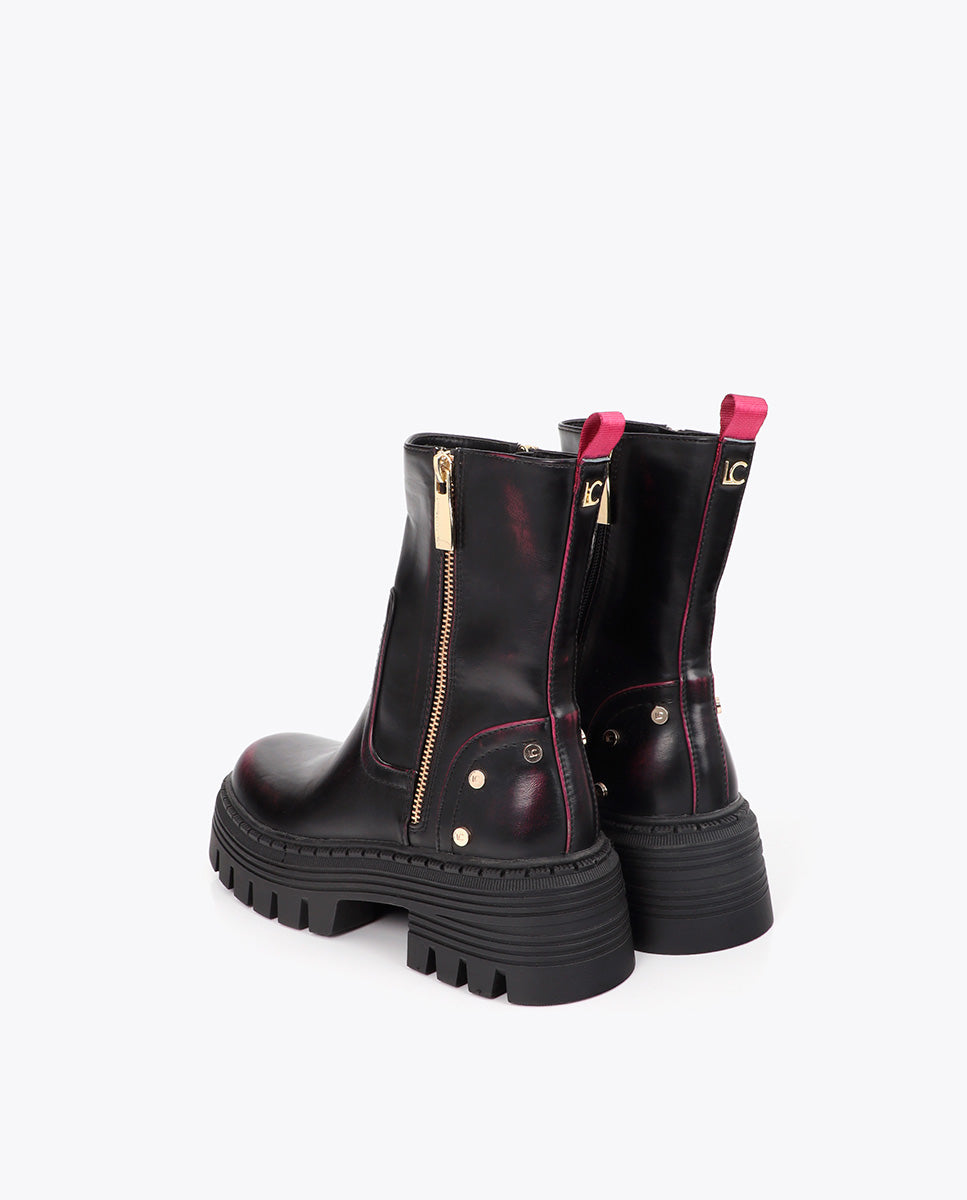 Boot with Gradient Effect and Metallic Details