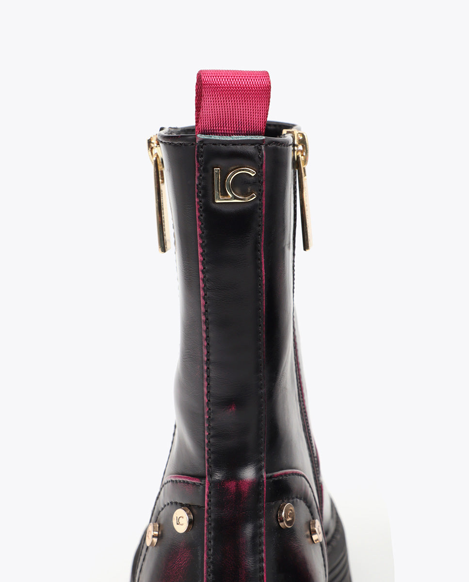 Boot with Gradient Effect and Metallic Details