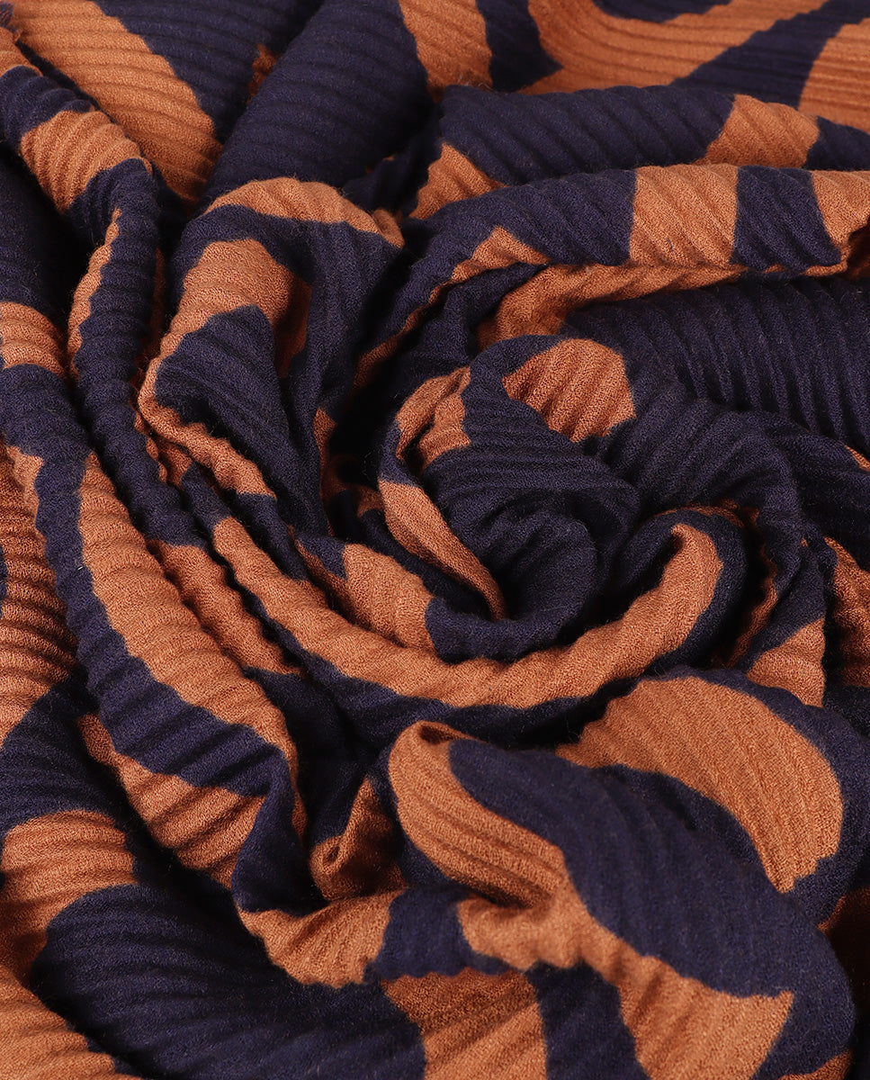 Two-tone Pleated Scarf