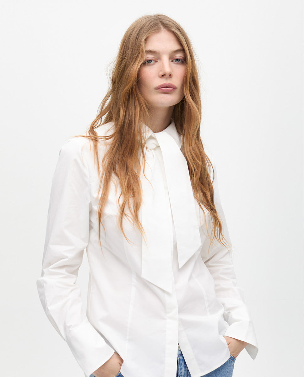 Fitted Poplin Shirt with Removable Bow Tie and Laser Cut Logo