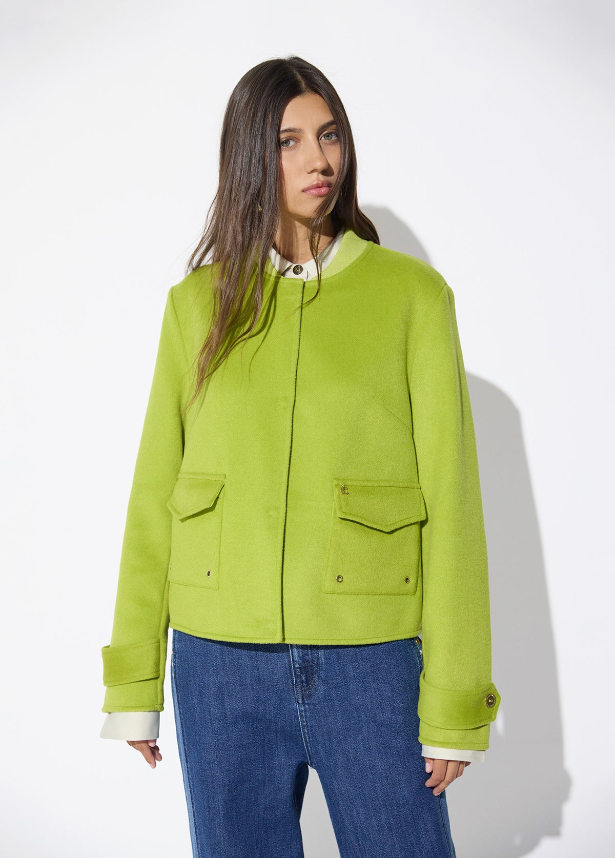 lf2602007-Short double-sided eyelets jacket-Pistachio