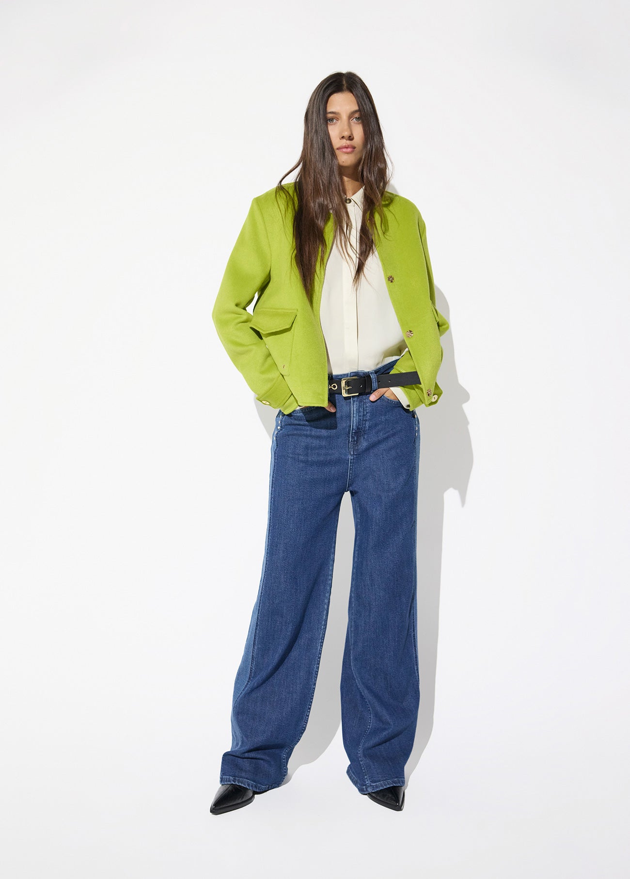 lf2602007-Short double-sided eyelets jacket-Pistachio