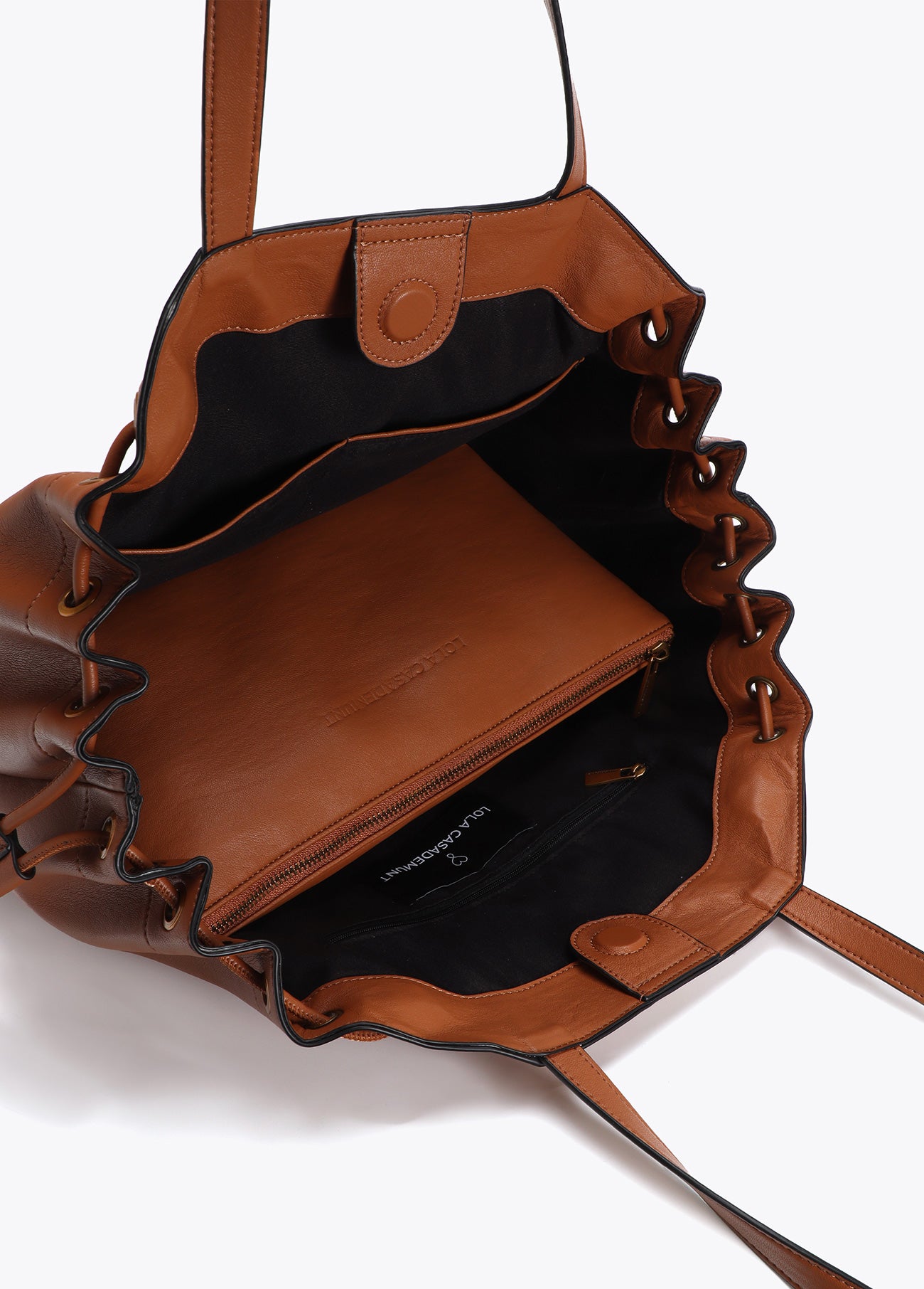 lf2604021-Shopper with adjustable chain detail-Brown
