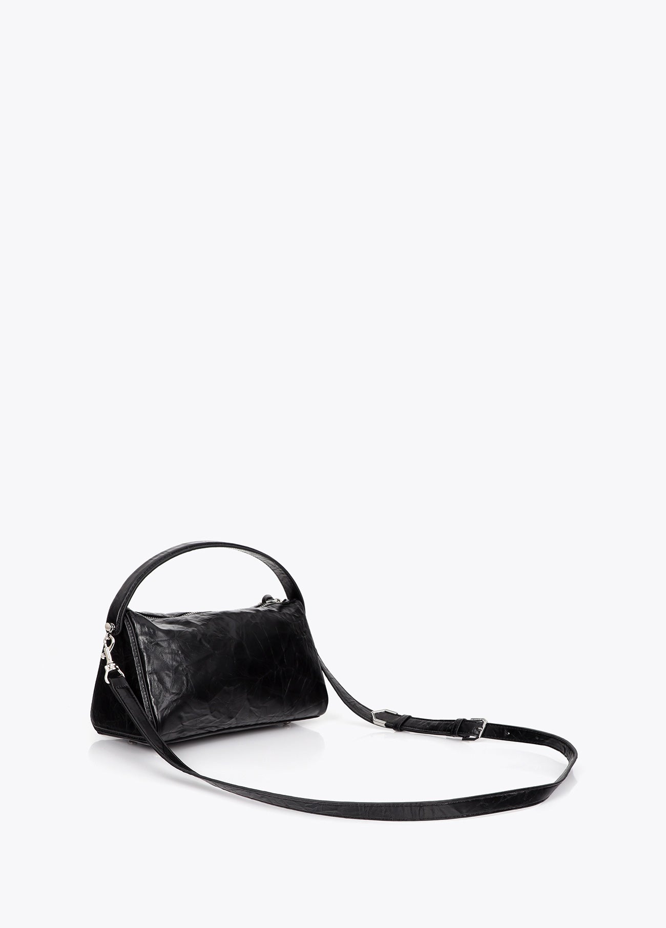 lf2604040-Wrinkled leather effect shoulder bag-Black