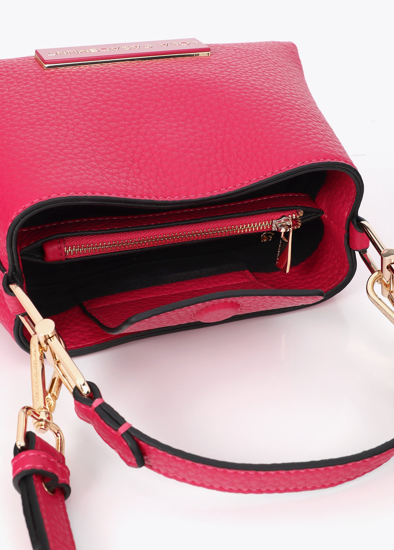 lf2604049-Matching logo faux leather shoulder bag-Fuchsia