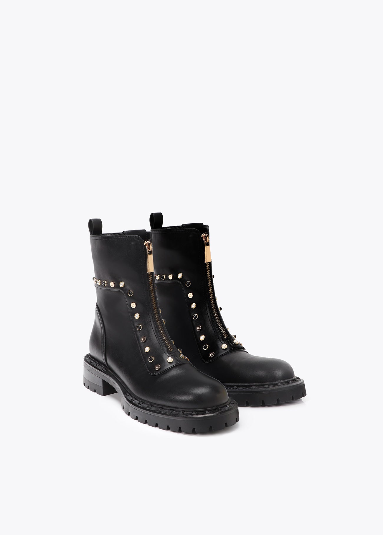 lf2605028-Flat ankle boot with pearl appliqués and LC stud detail-Black