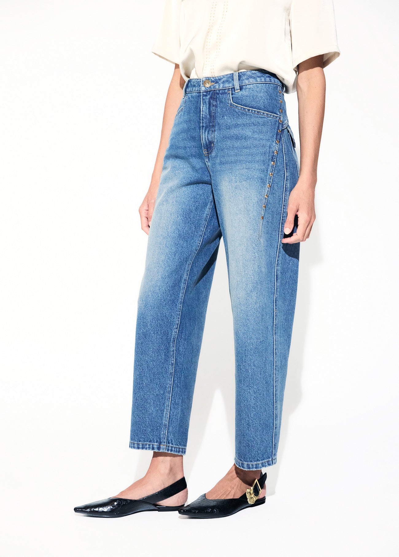 lf2614031-Texan ball with studs-Medium Blue