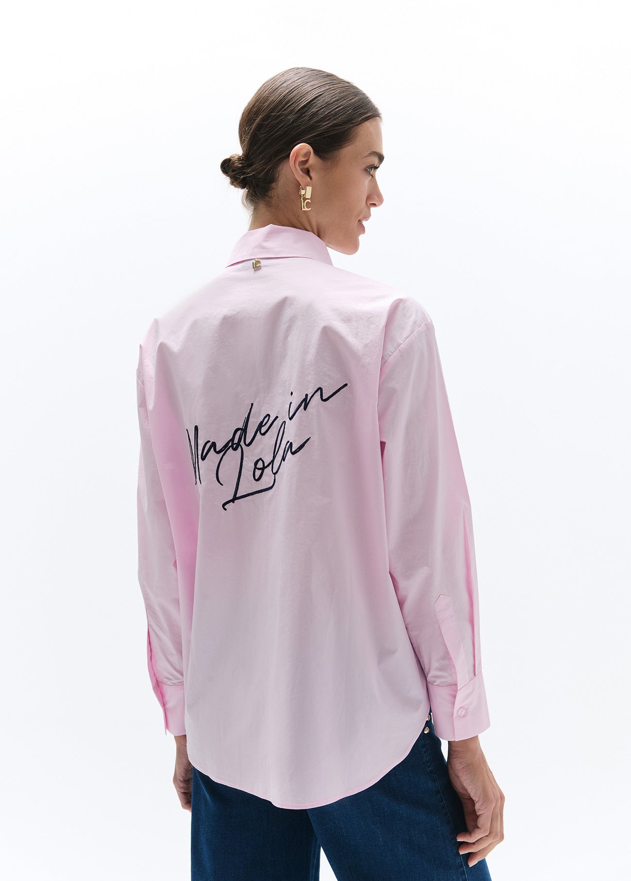 lf2615021-Poplin shirt with details and patches-Pink