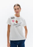 lf2615044-Crew-neck t-shirt with side slits, ''made in lola'' graphic with patches-White