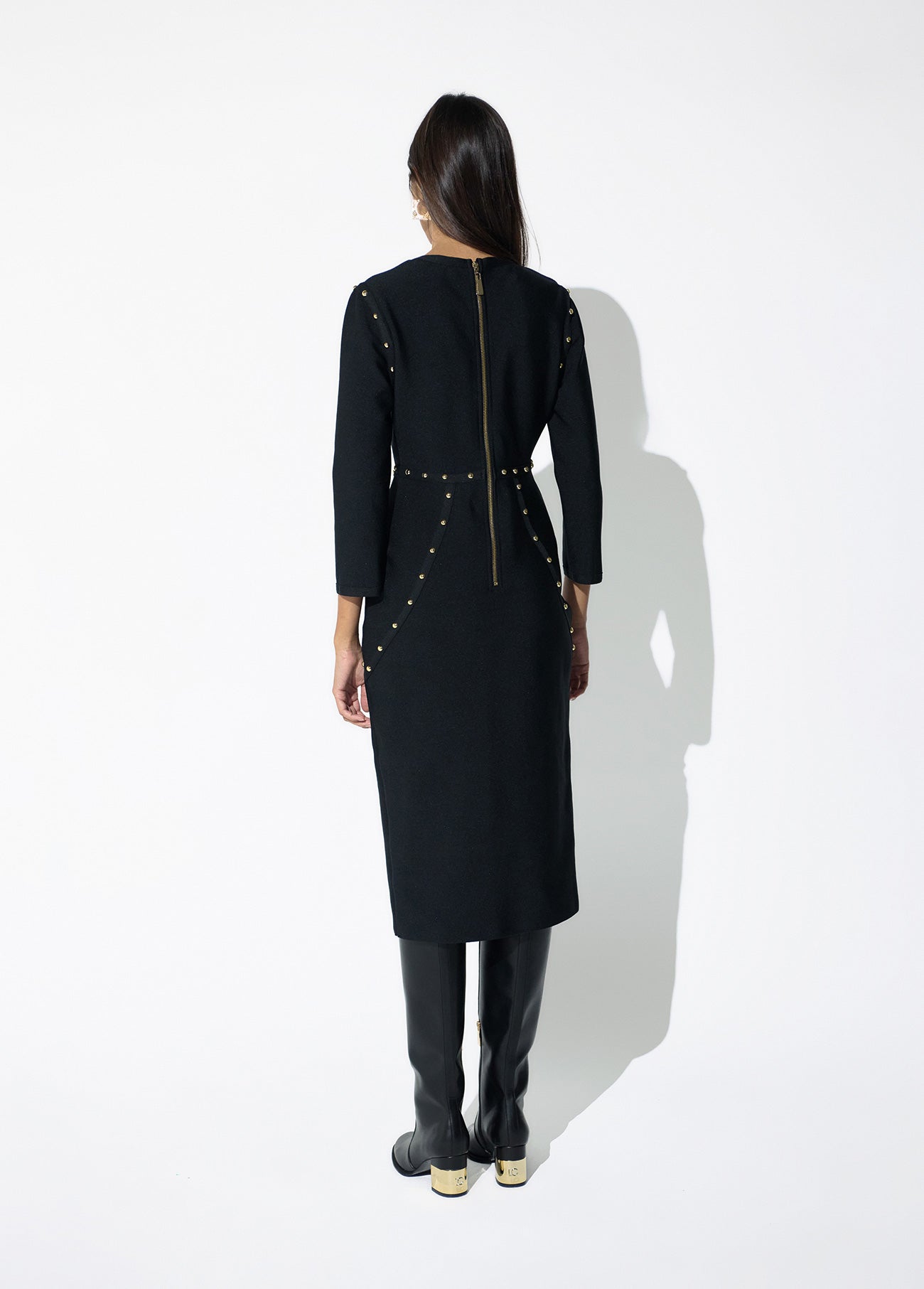 lf2616003-Long dress straight silhouette, and long sleeves. details crossed out.-Black