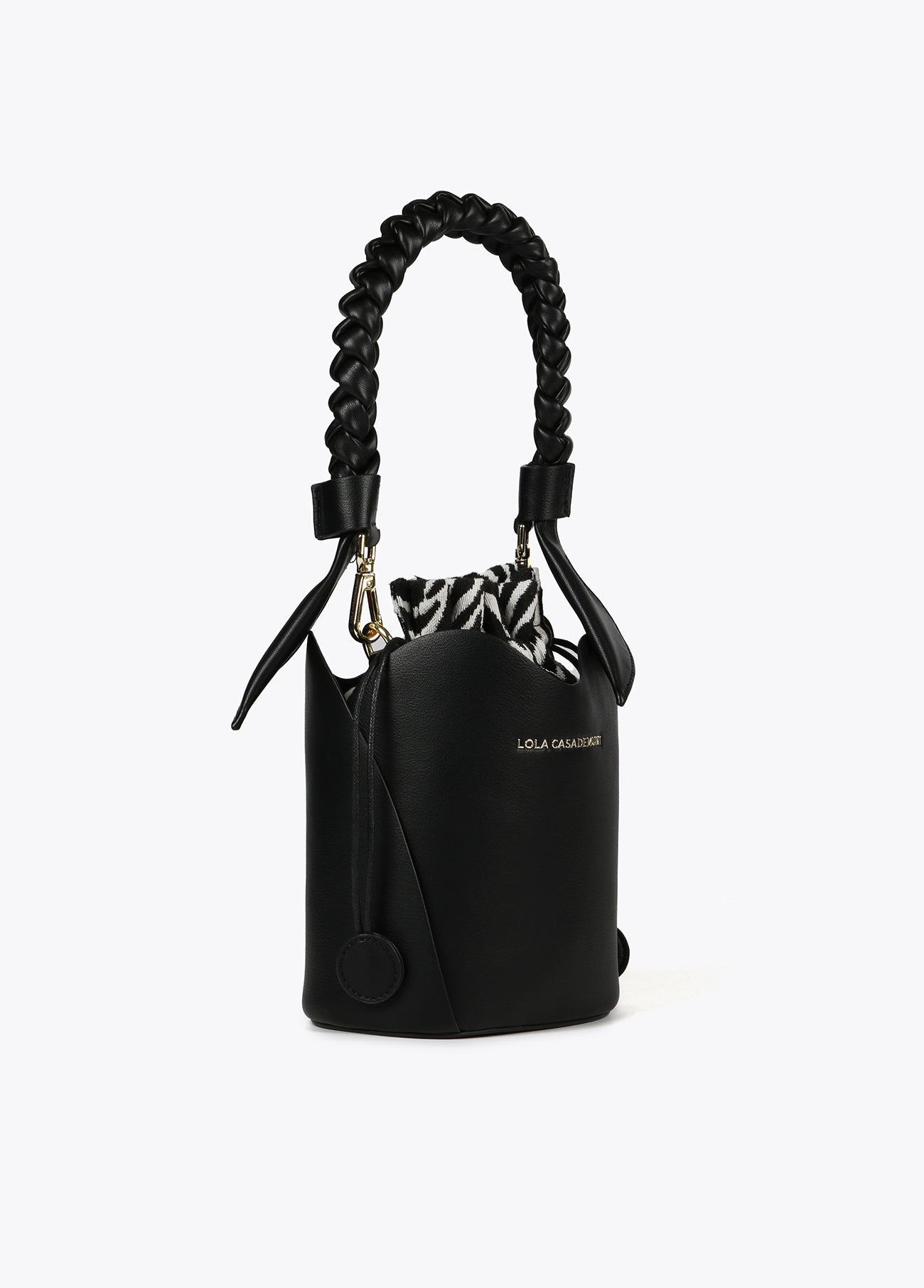 Bucket bag with short handle and inner pouch