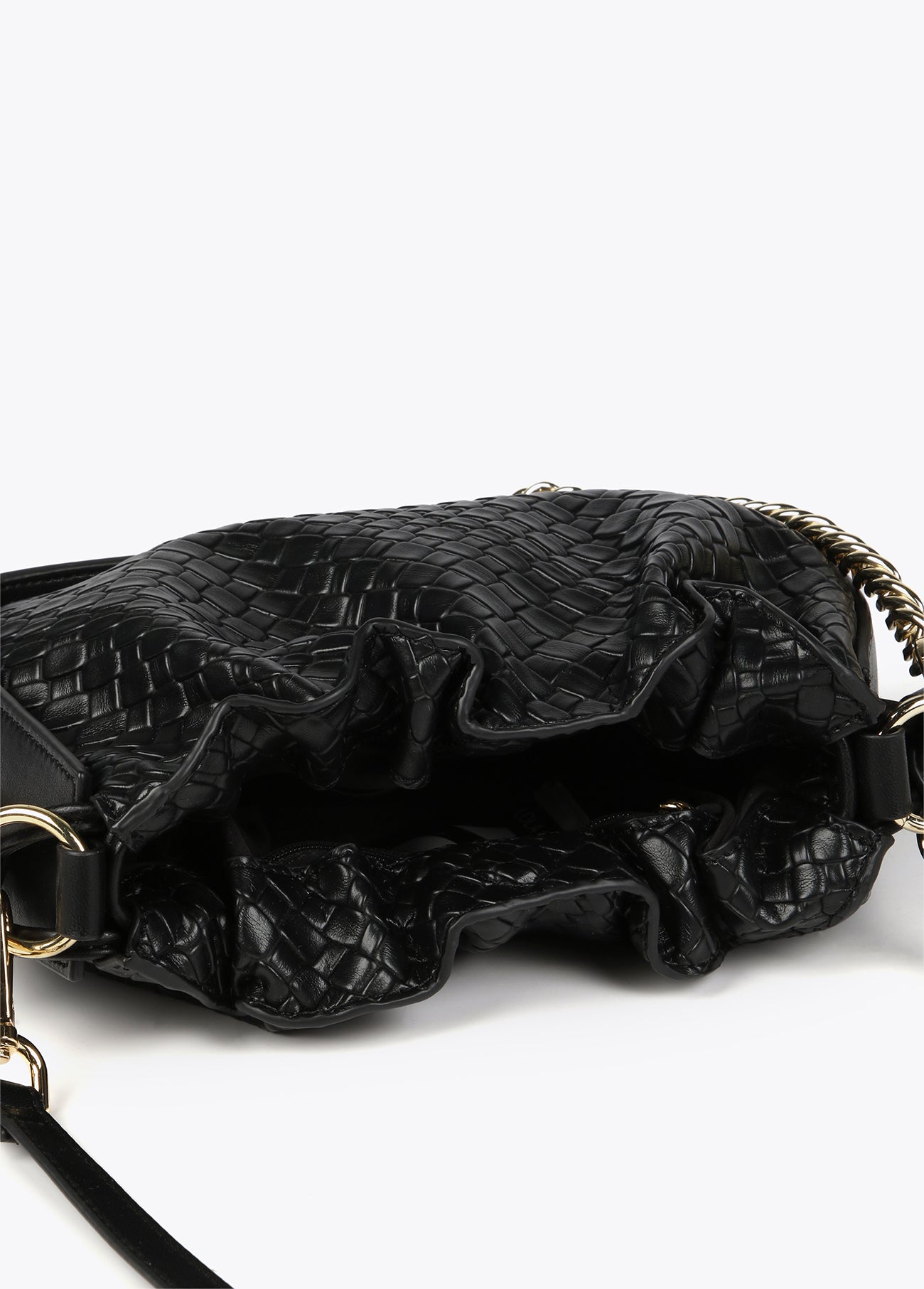 Woven crossbody bag with chain