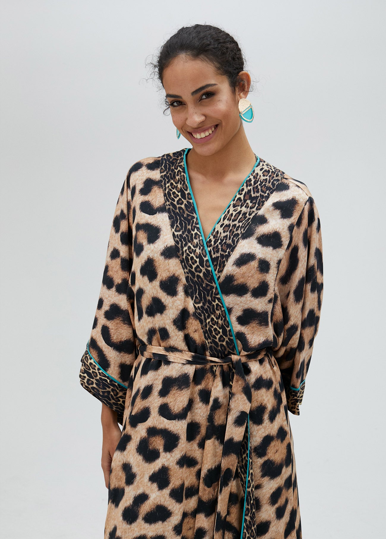 Long kimono with mini leopard print