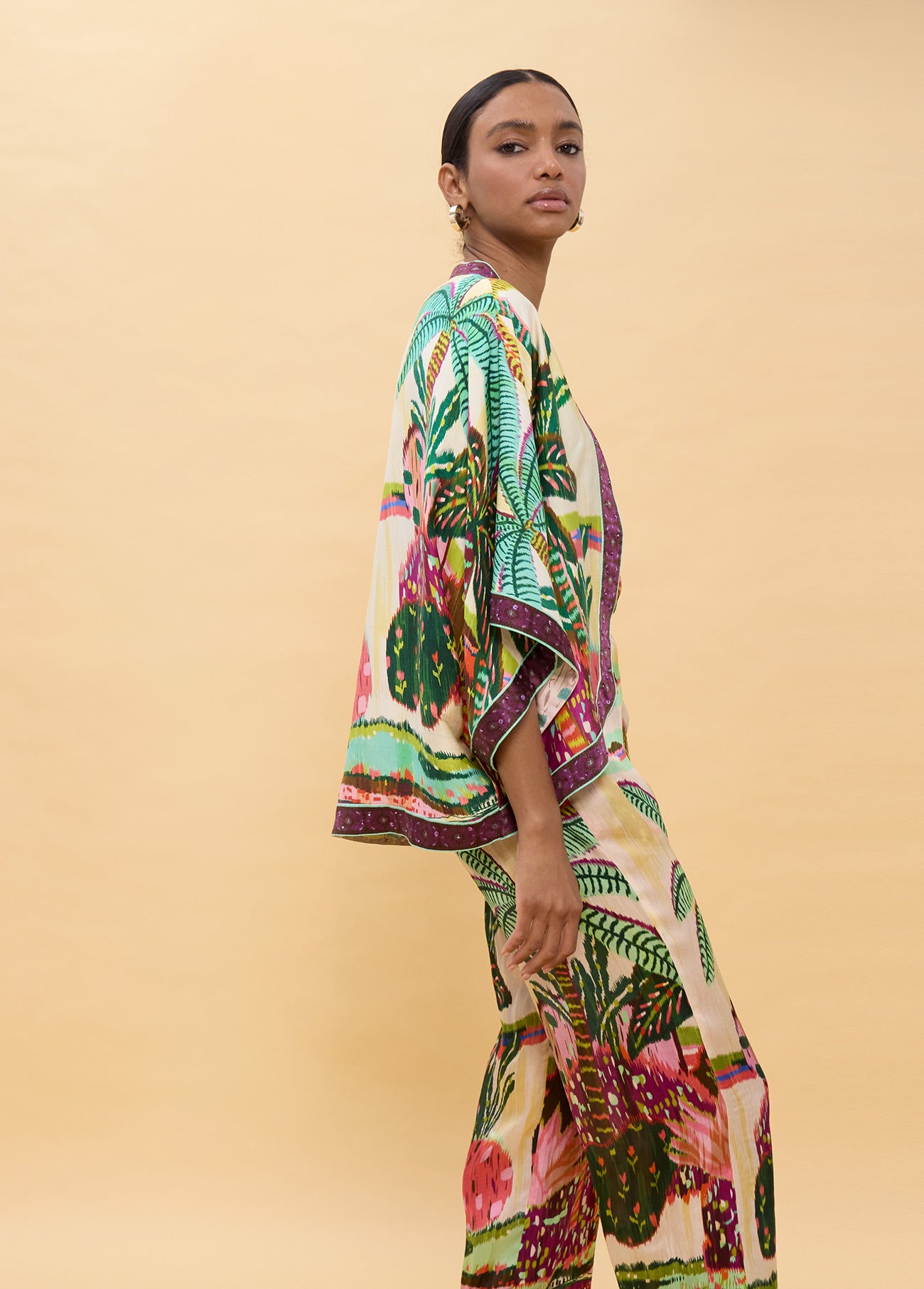 Multicolor Palm Print Kimono