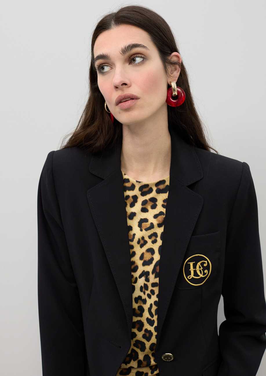 Fitted Blazer with Lapel Pockets