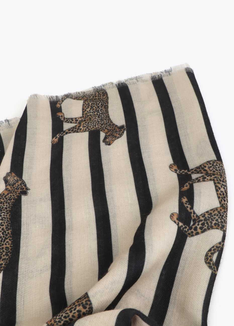 Scarf with stripe and leopard print