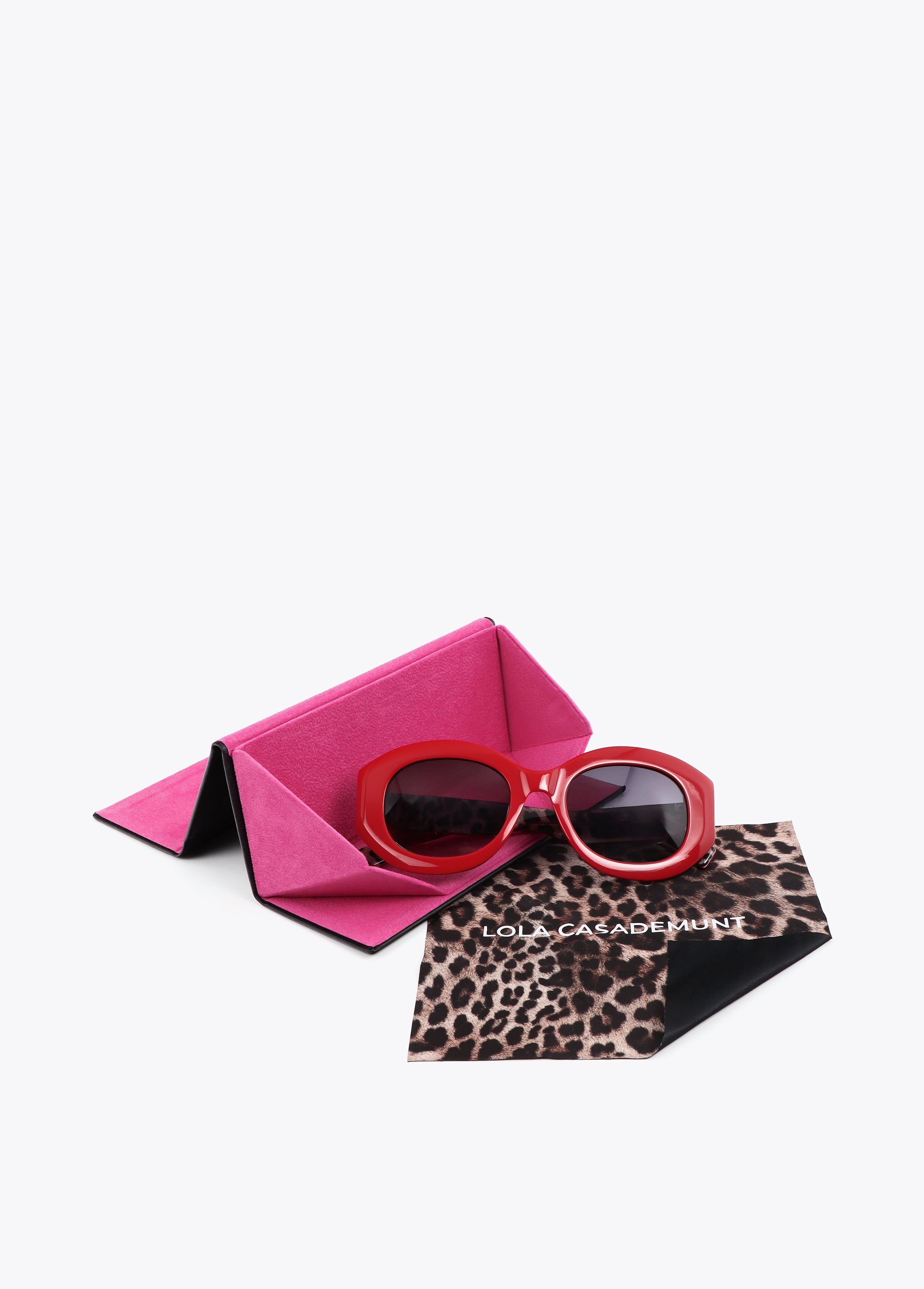 Round-Shaped Sunglasses with Leopard Logo