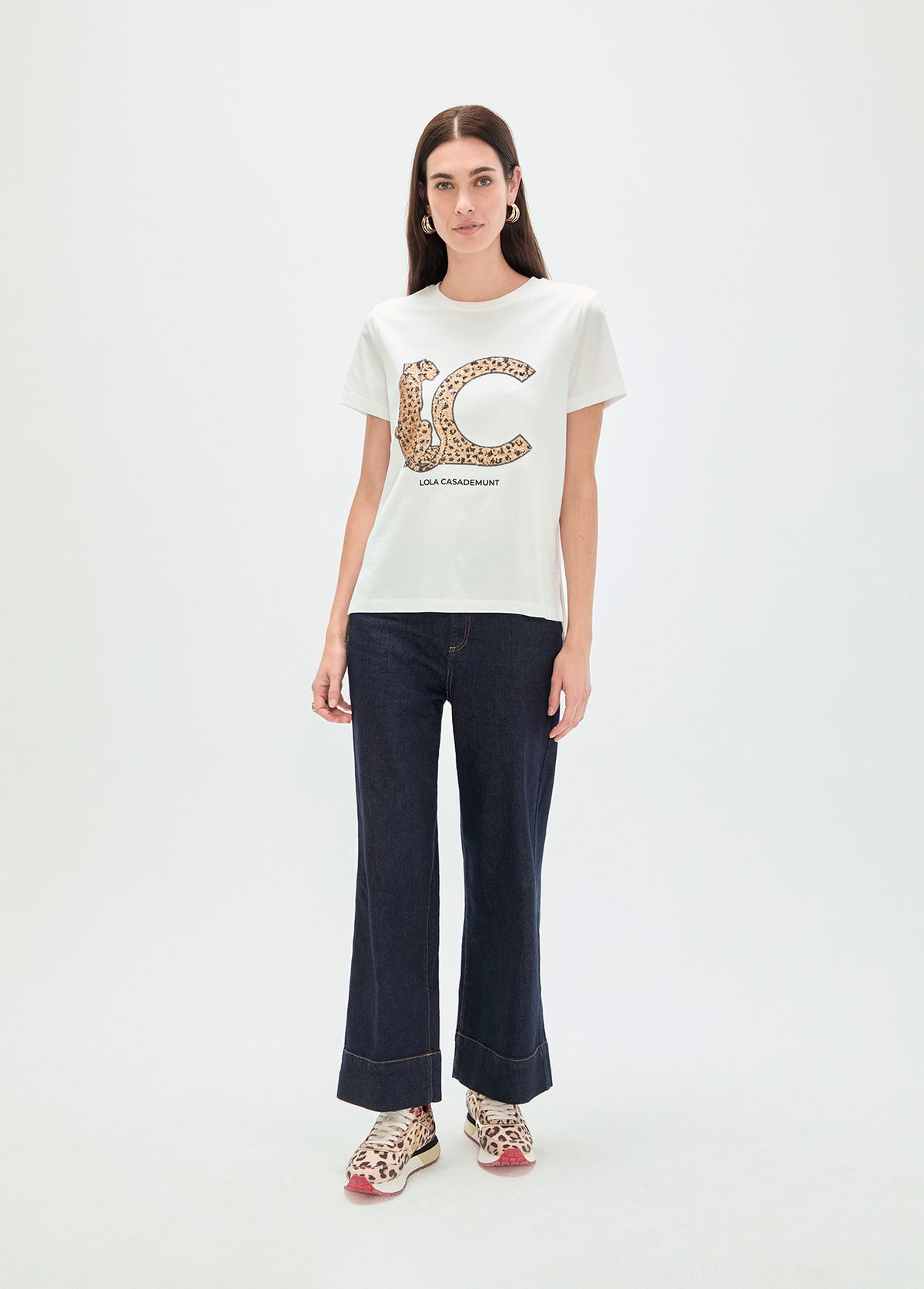 LC T-shirt with sequins