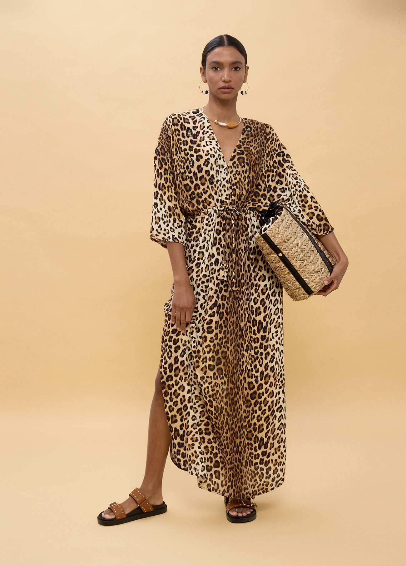 Long Dress with Wide Sleeves and Animal Print