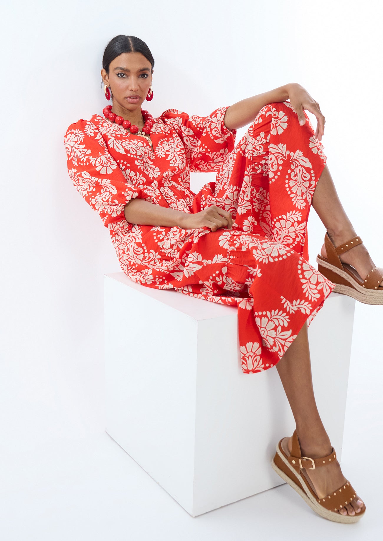 V-Neck Puff Sleeve Paisley Dress