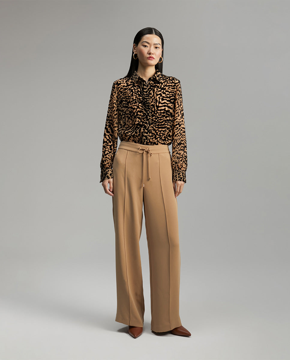 Wide-leg trousers