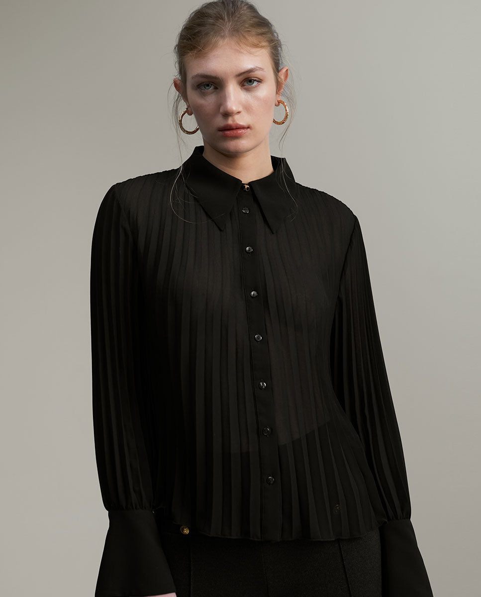 Pleated blouse