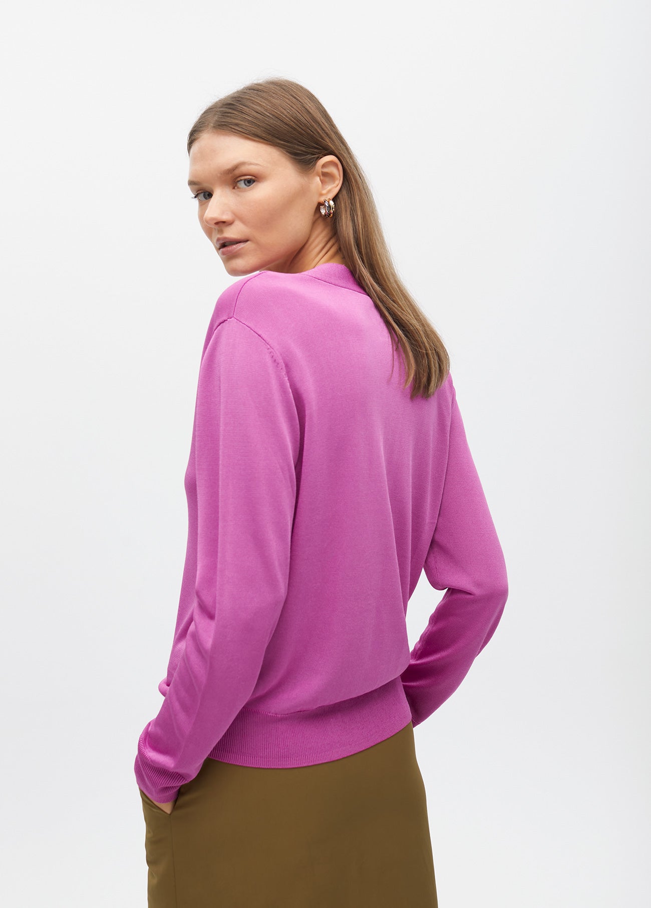 Closed cardigan with cool knit rib jewel buttons