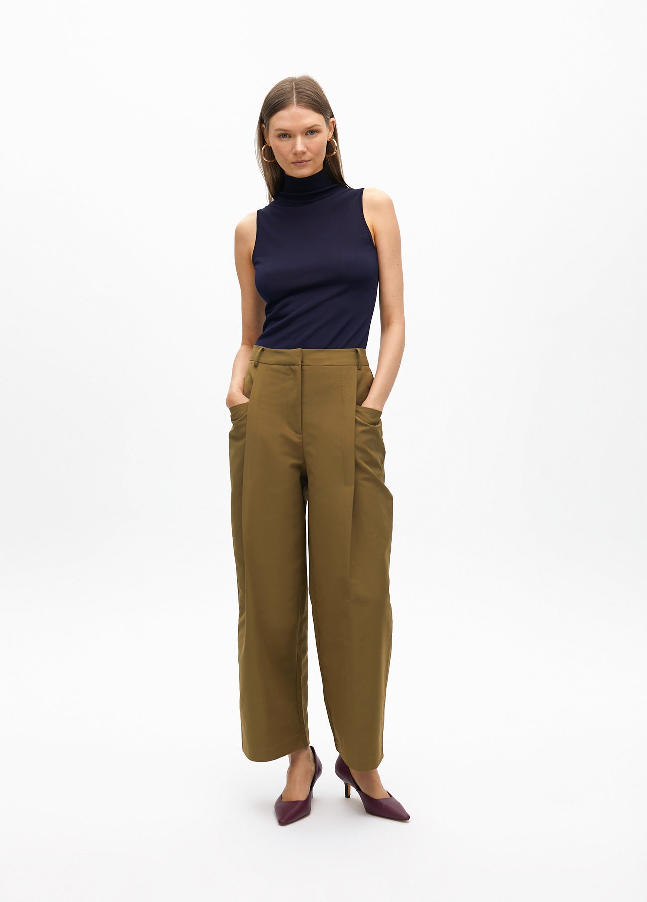 Cropped straight fit poplin trousers