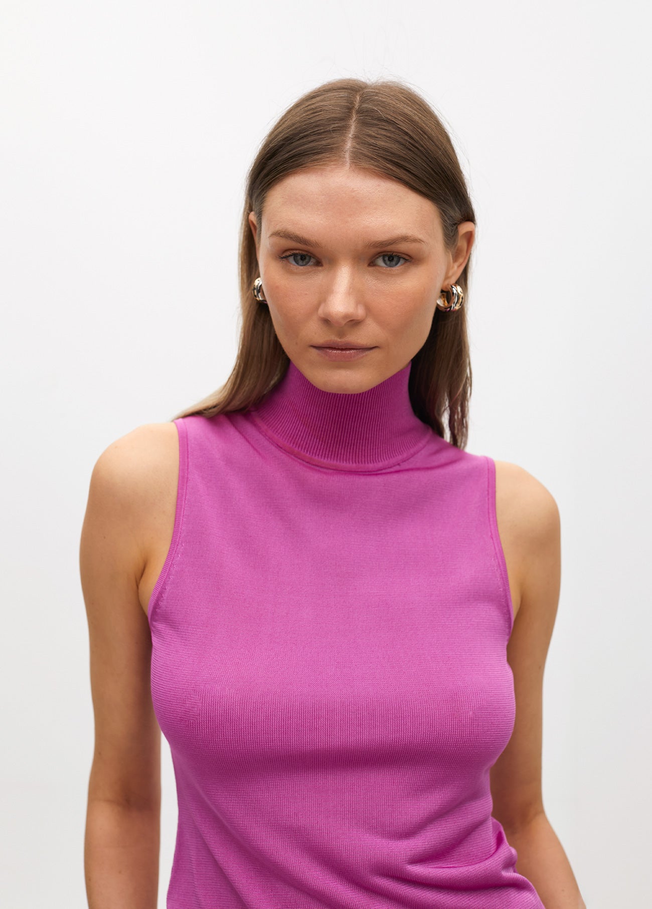 Sleeveless High Neck Knit Top