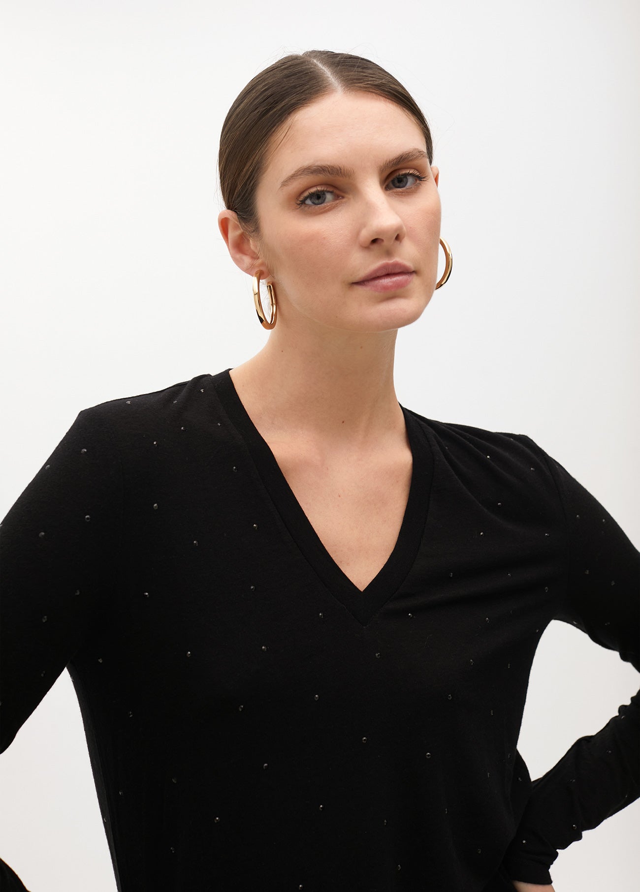 V-Neck Knit Top with Strass