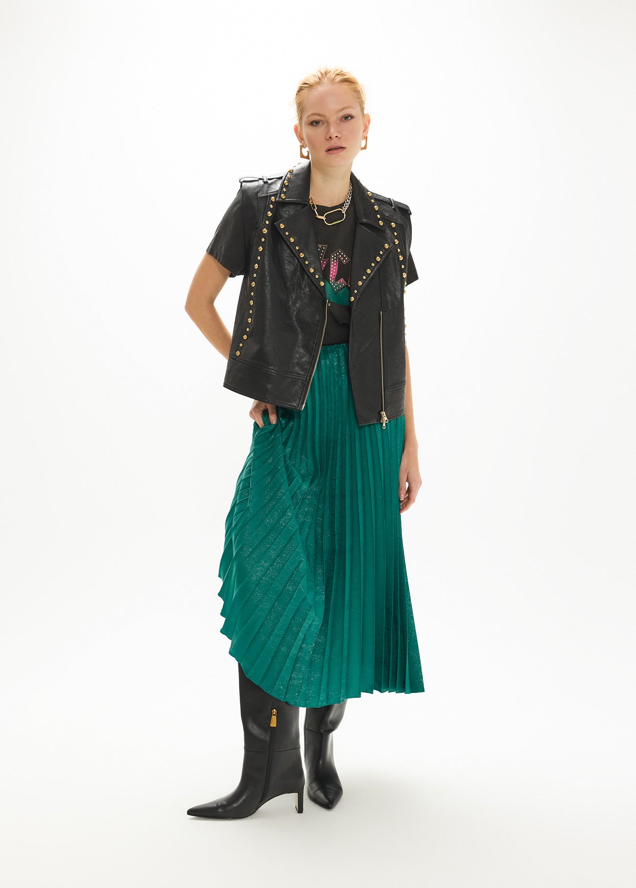 mf2608004-Pleated skirt silhouette long midi in satin-Green