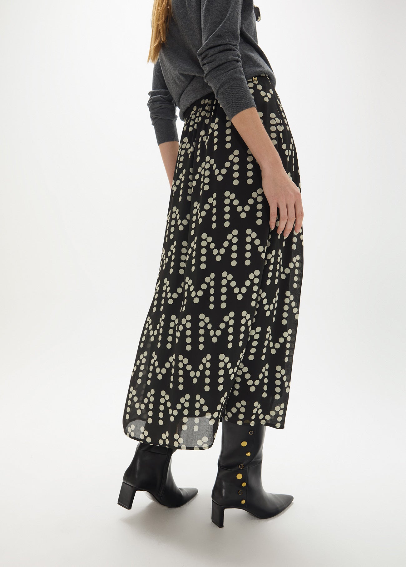 mf2608006-Pleated skirt with m polka dots logotyped print, with custom buckle-Black-Ecru