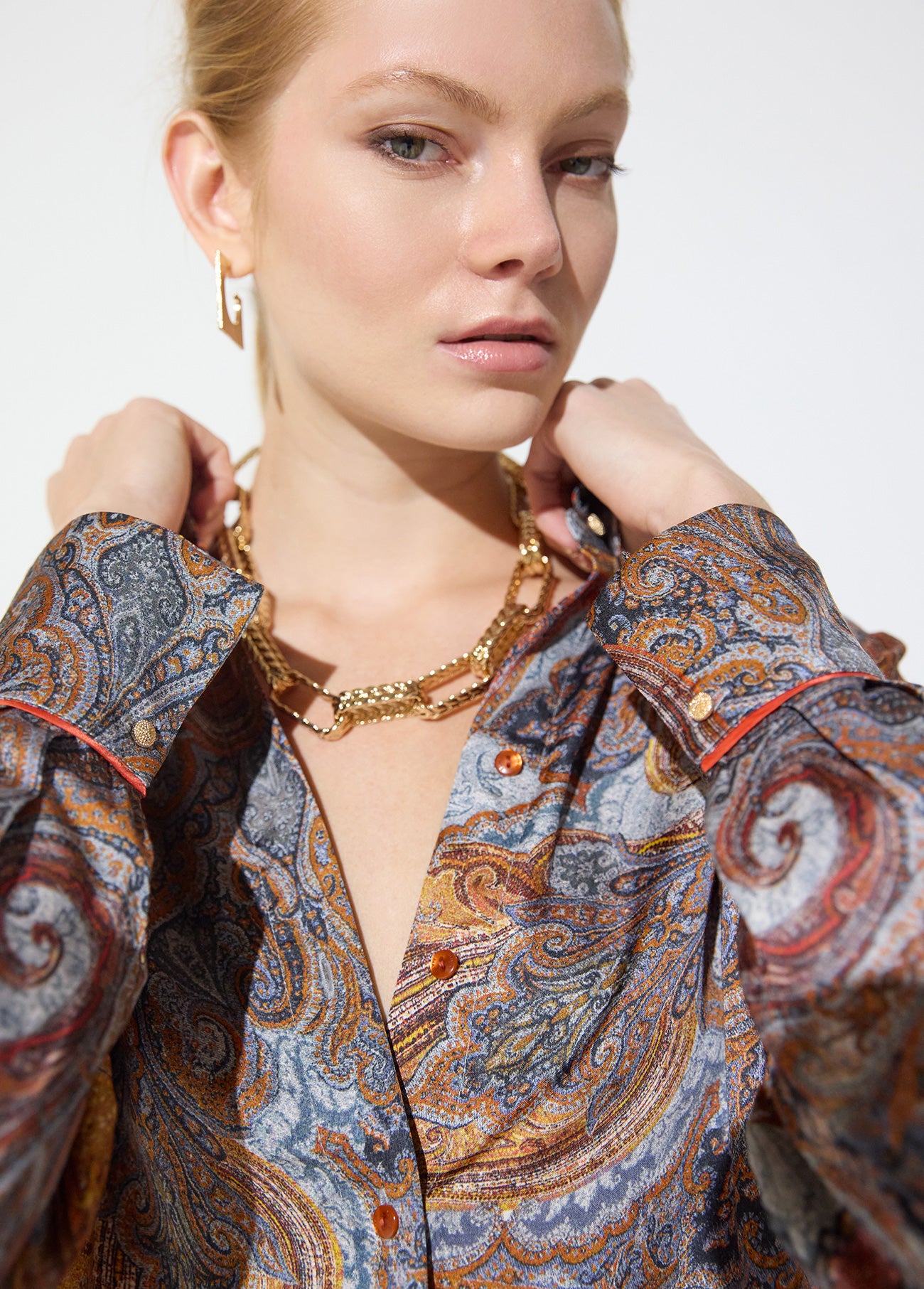 mf2615011-Regular printed shirt with contrasting piping-Blue-Multicolor