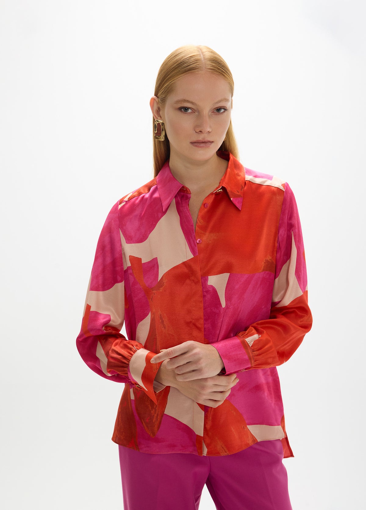 mf2615022-Large flower shirt red corals-Ecru-Multicolor