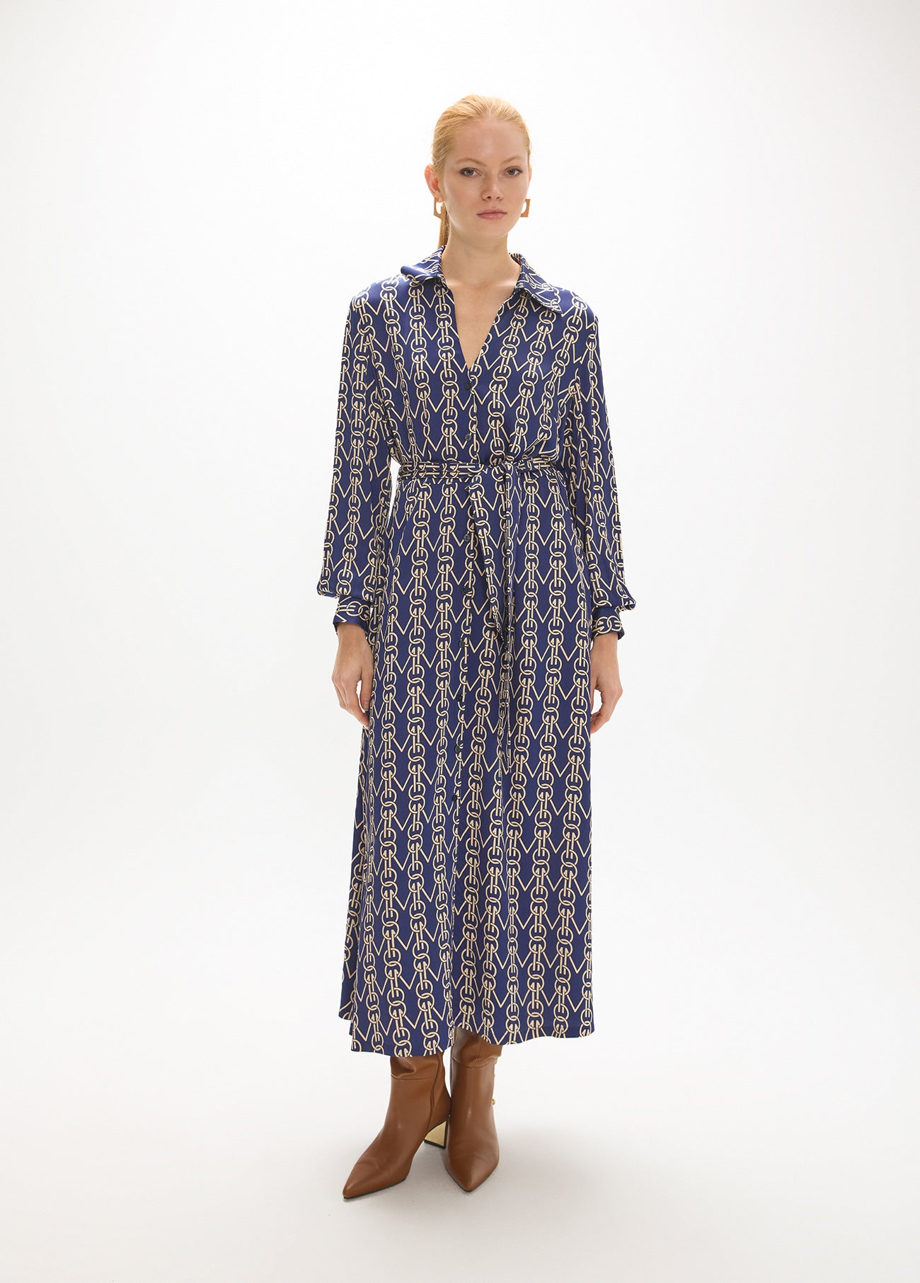 mf2616016-Monogrammed chain print midi dress with belt-Blue-Ecru