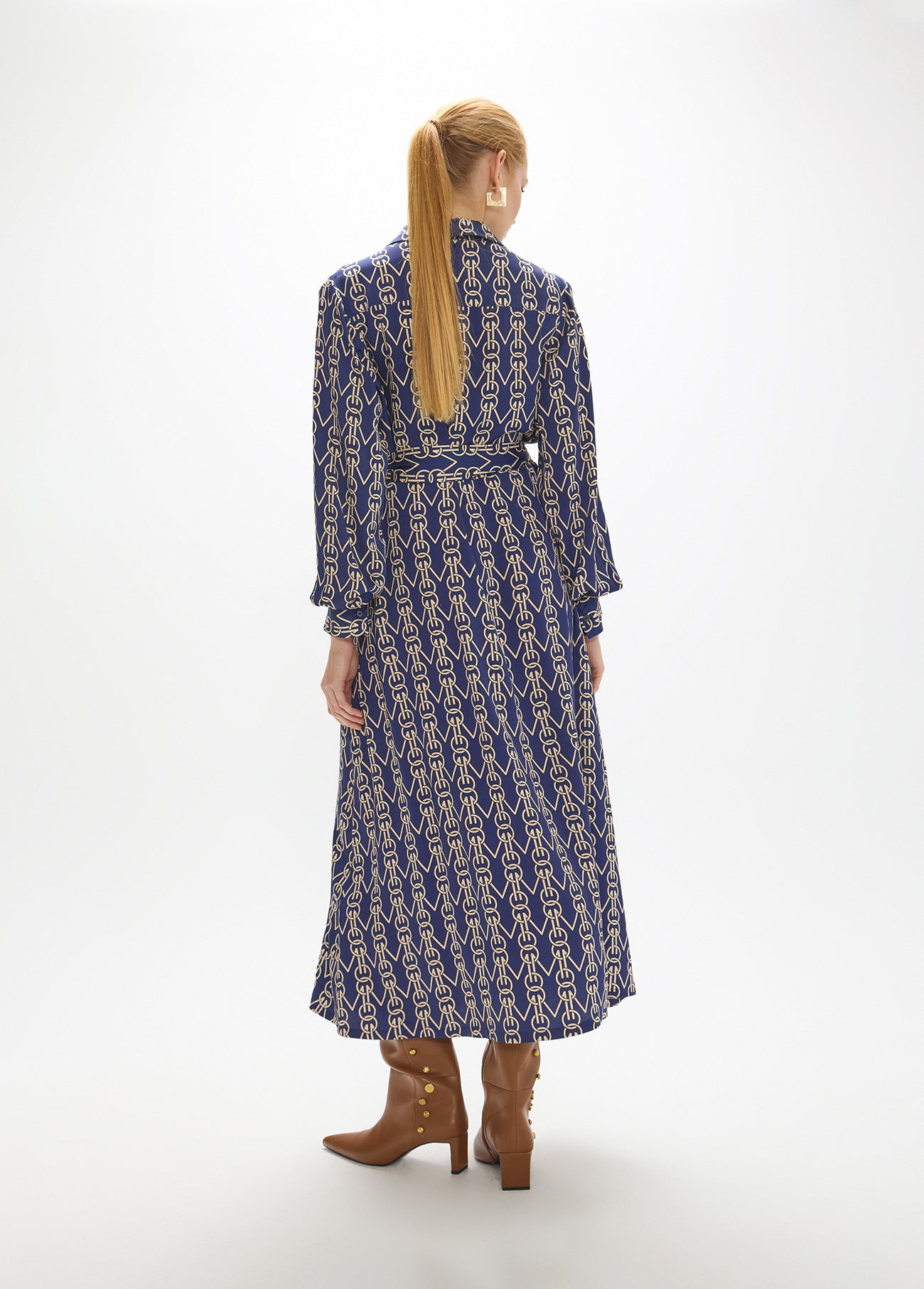 mf2616016-Monogrammed chain print midi dress with belt-Blue-Ecru