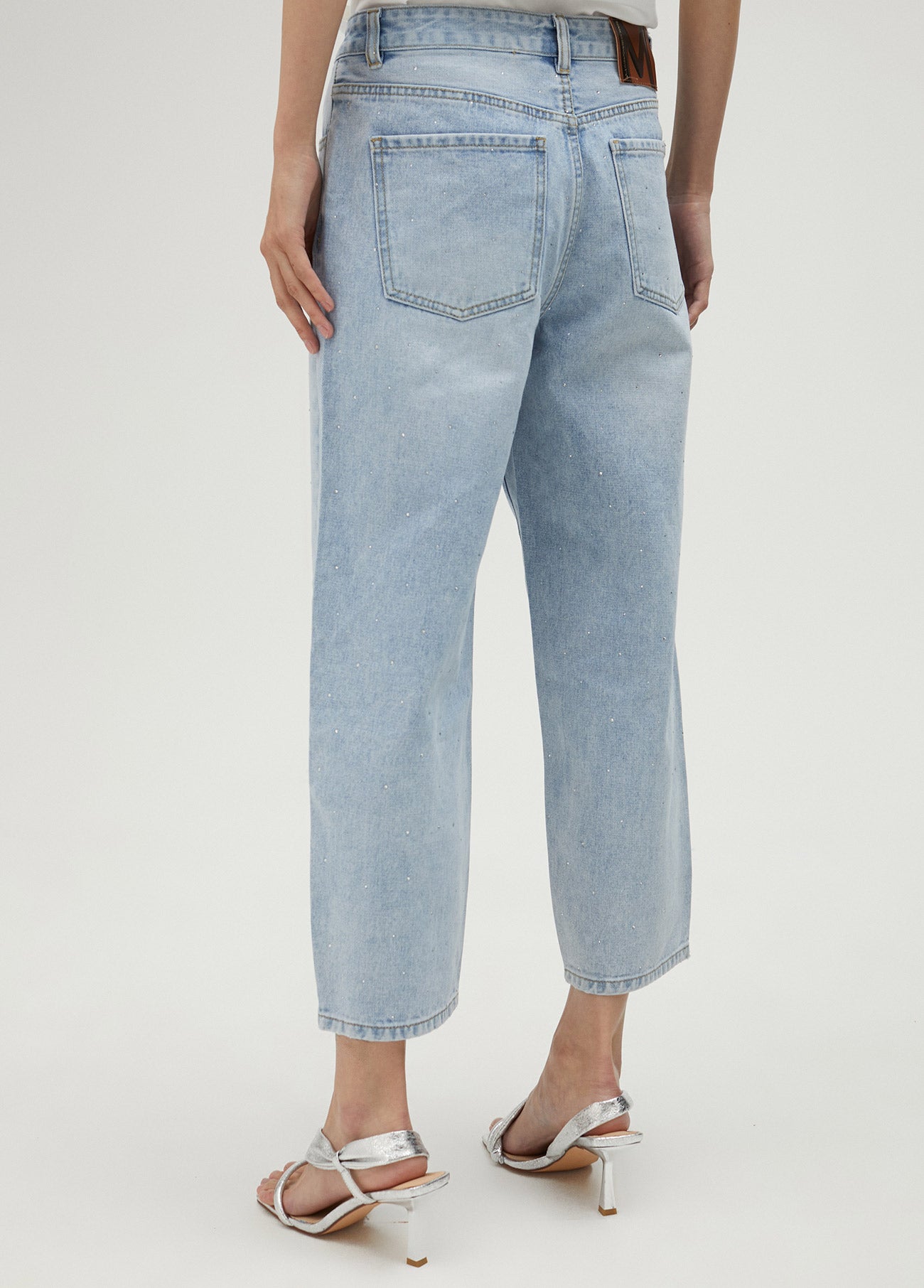Jeans with rhinestones