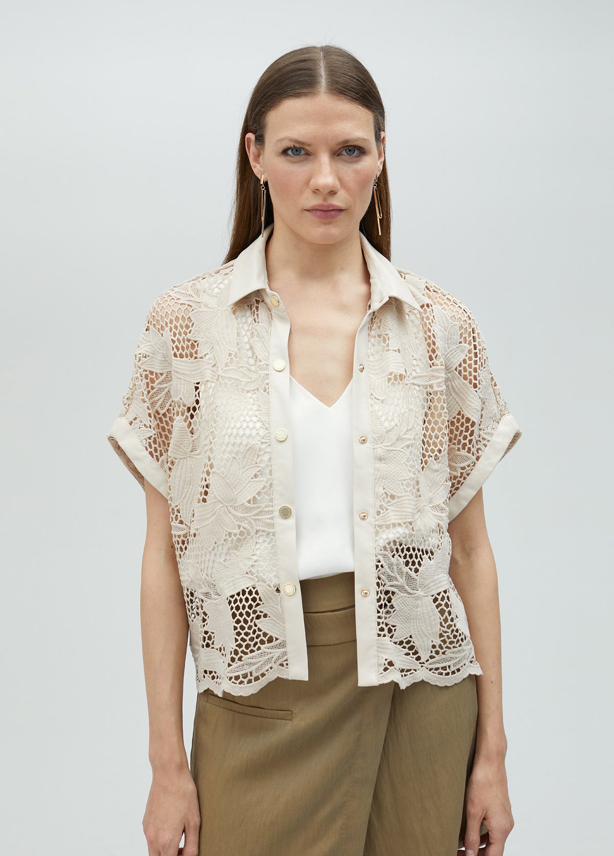 Cropped openwork guipure lace shirt