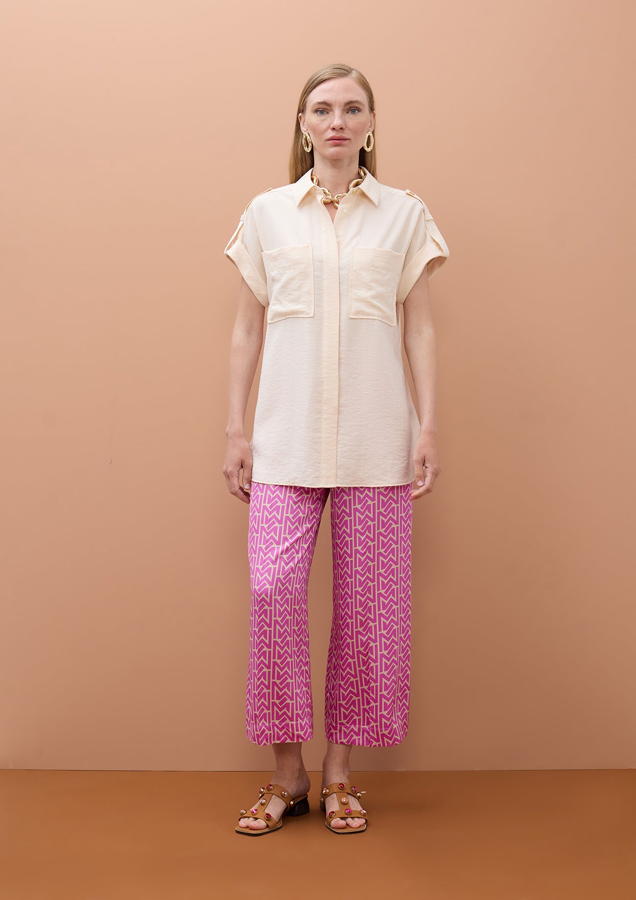 Sleeveless Pocket Shirt