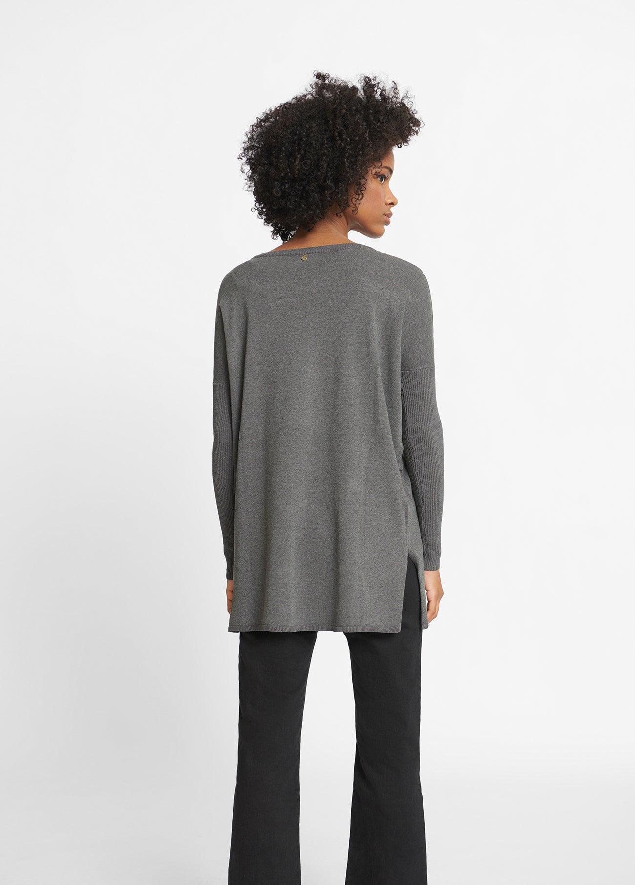 12461004-Long buttoned sweater-Grey