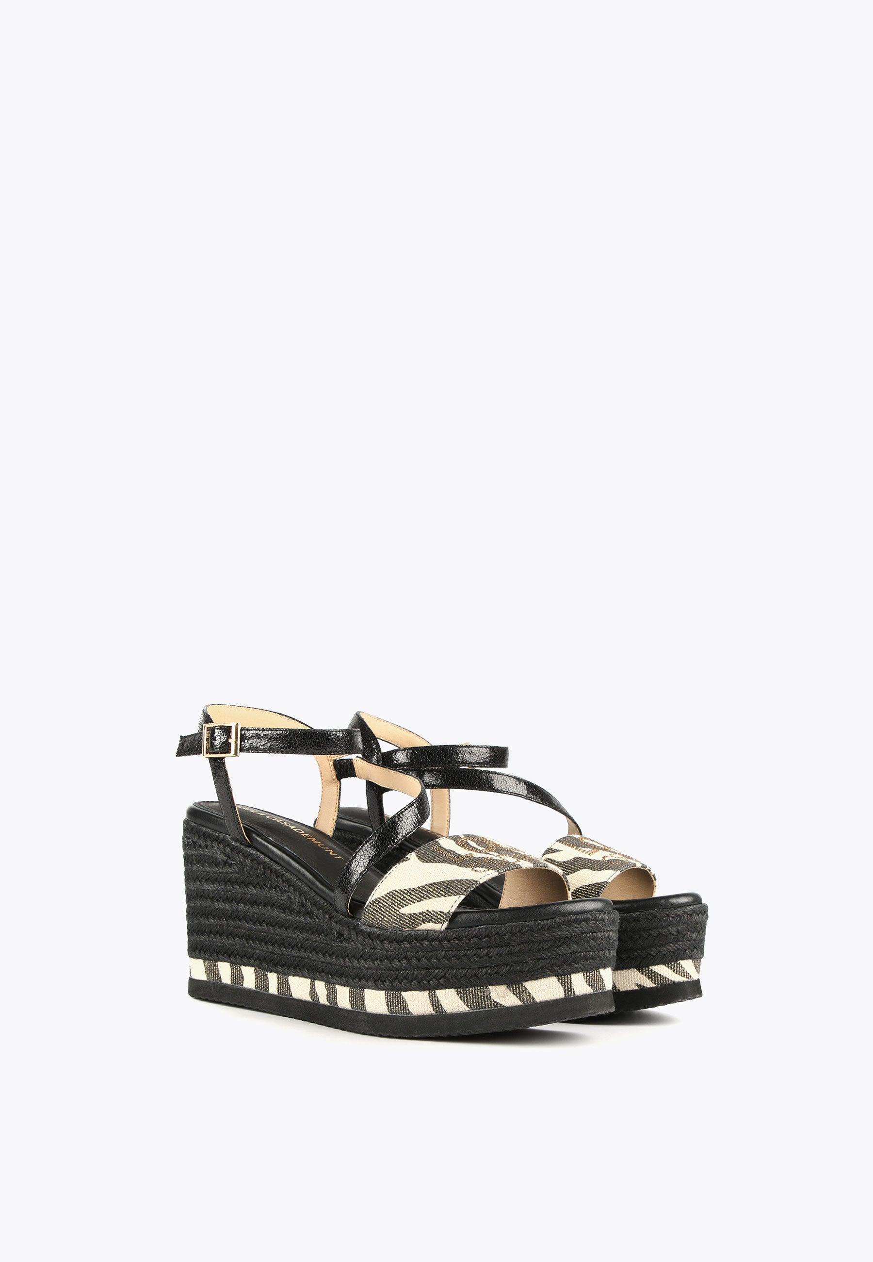 LS2405022-Black-Ecru-Animal print wedge sandals