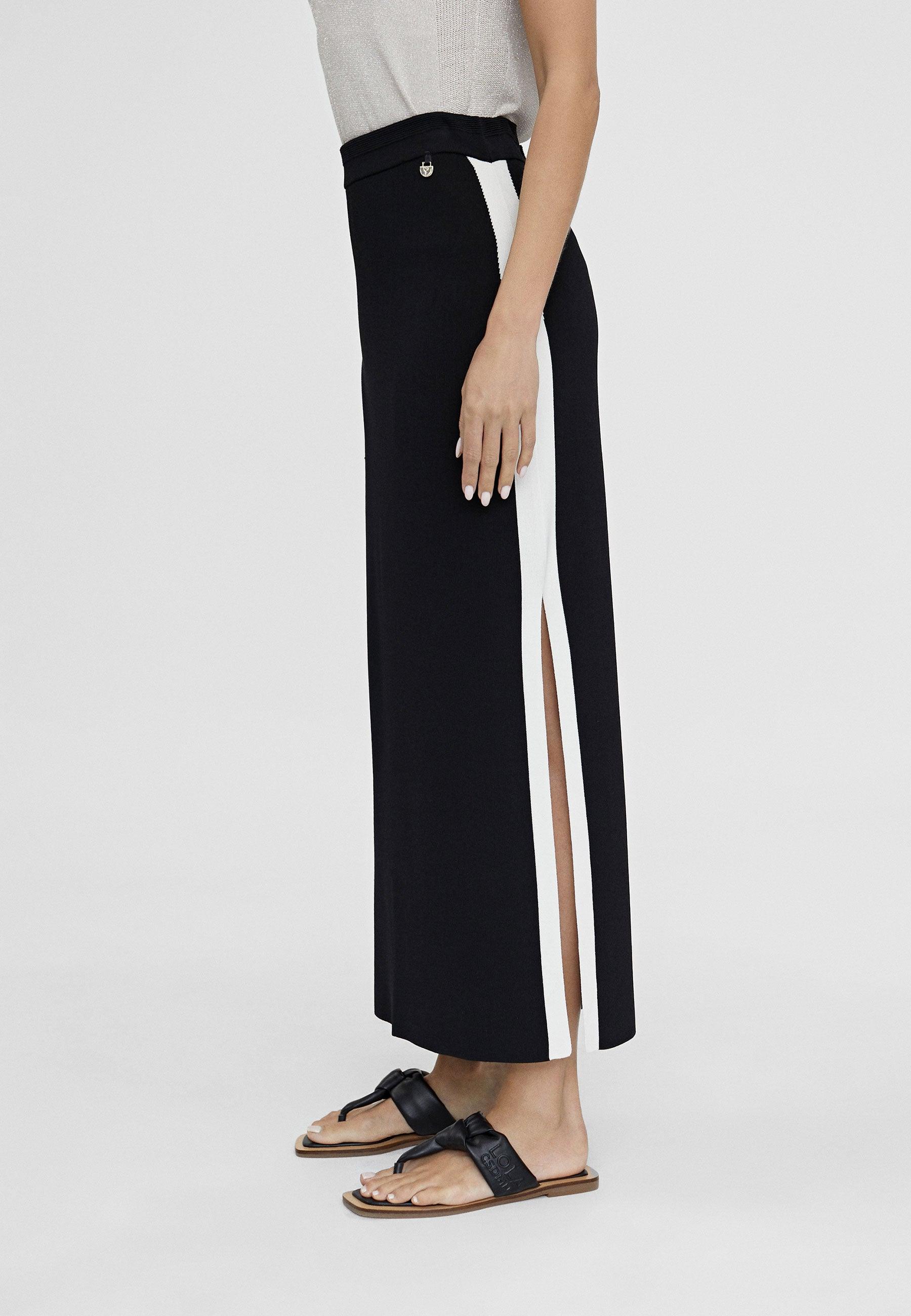 LS2408011-Black-White-Knit midi skirt